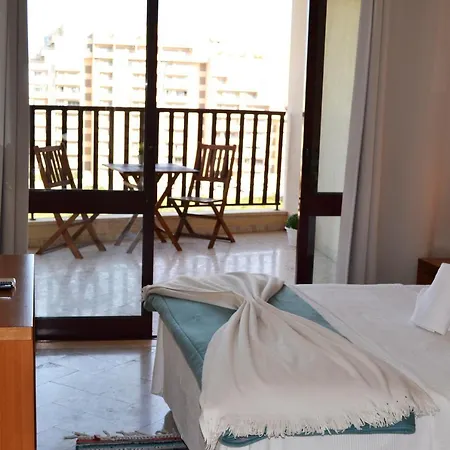 Clube Mar Flats